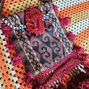 70s Andean Crossbody Bag Woven Tapestry Vintage Textile Hippy Fringe Peruvian